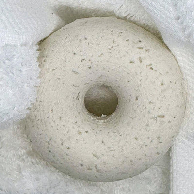 Fresh linin Shower Steamer on towel 