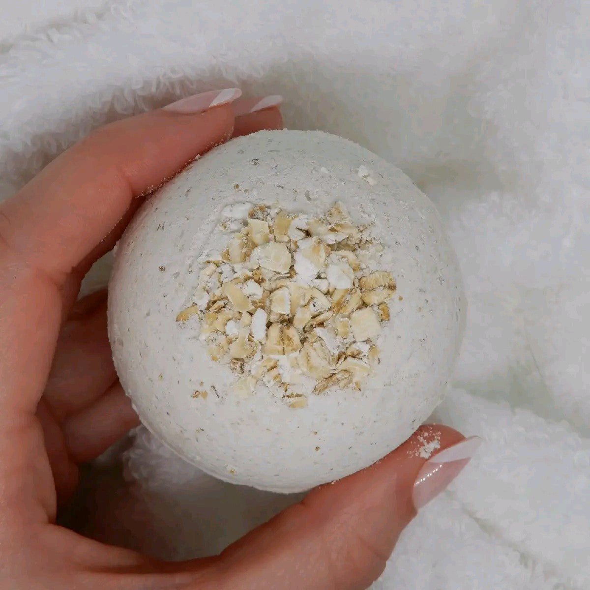 OAT Bath bomb