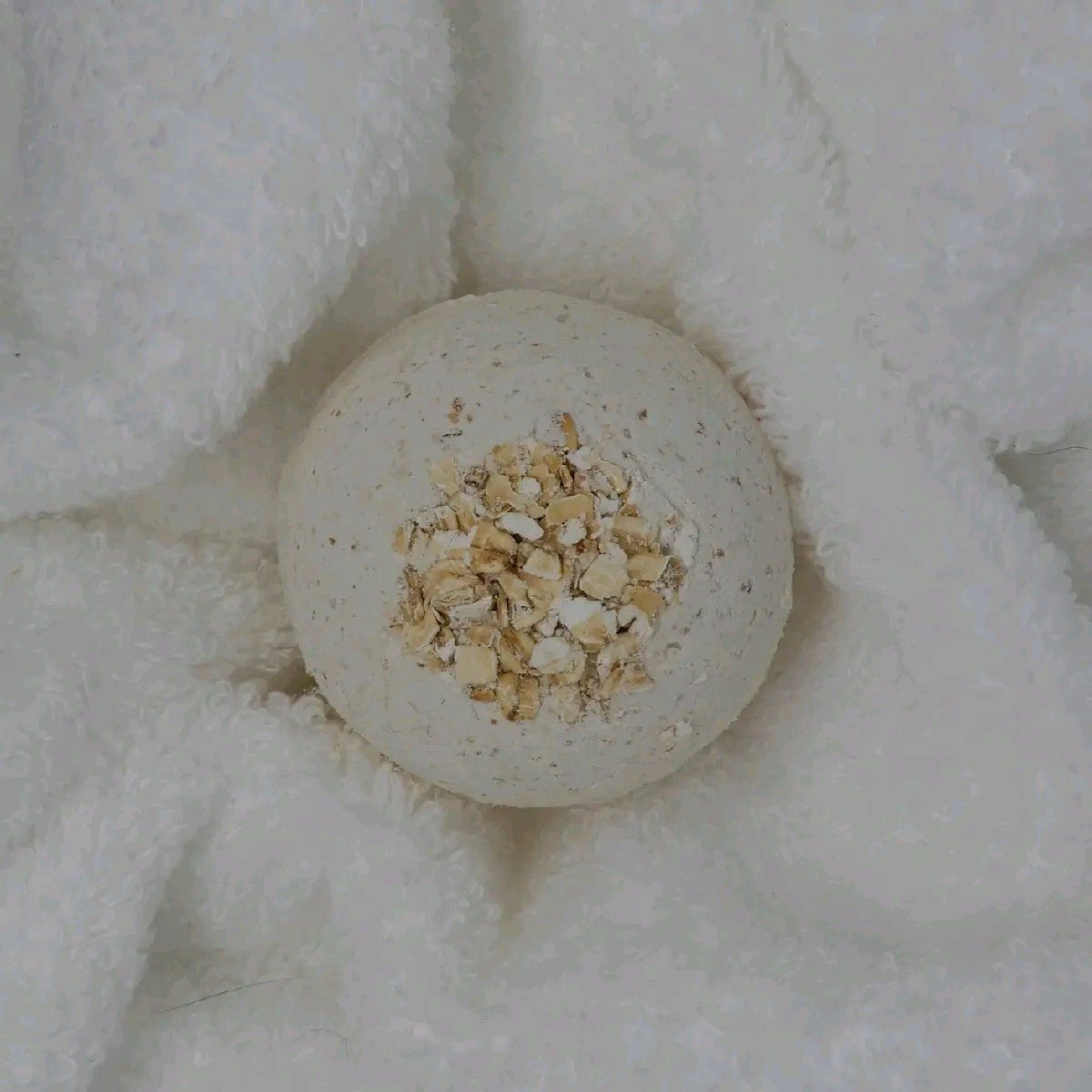 OAT Bath bomb